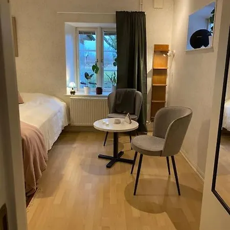 Lantgard Naera Stad, Fiske O Golf Lägenhet Malmö